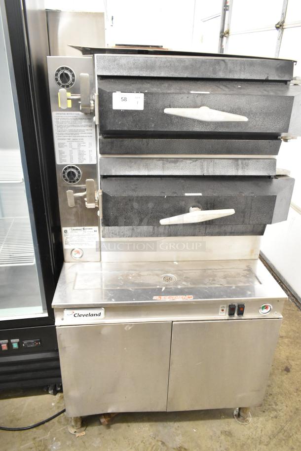 Cleveland PGM3002 commercial propane steamer, 16-pan capacity, boiler base, 300,000 BTU, stainless steel, dual controls.