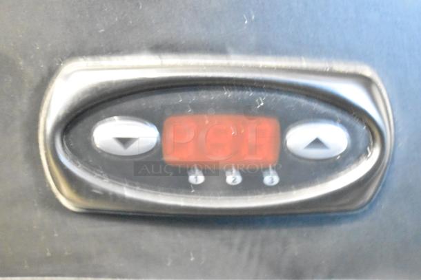 BRAND NEW SCRATCH AND DENT Sencotel Freazy 2 Slushie Machine, 2 Hopper, 115V, 1 Phase, digital display, minor surface wear.