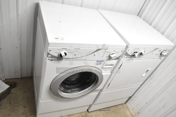 Speed Queen Alliance AFN50FSP111TW01 washer and ADG4BFGS111TW01 dryer, front load, white, excellent condition, tag visible.