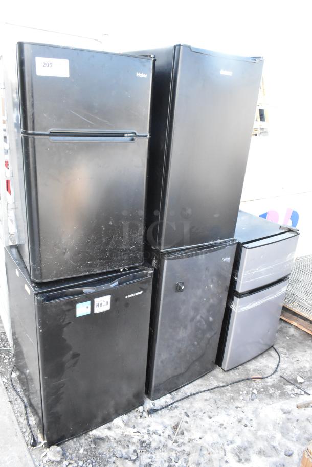 Five mini coolers including Haier HC32TW10SB, Black & Decker BCE46B, Galanz GLR33MBKE23, Mainstays DG40BY1A, 120V, 1 Phase.