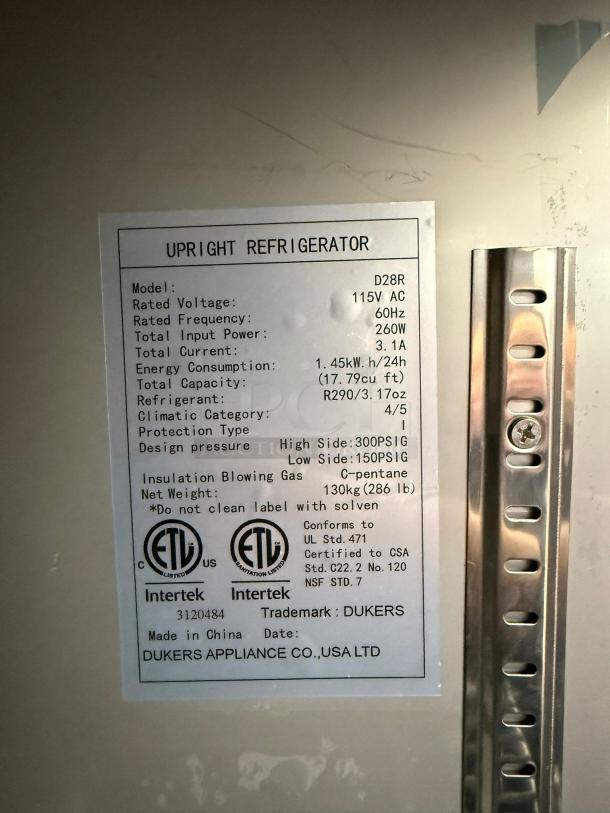 Model D28R upright refrigerator label by Dukers. Specs: 115V, 260W, 17.79 cu ft, R290 refrigerant. Certified by ETL.