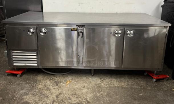 WOW AMAZING !! UNIVERSAL COOLERS WORKTOP REFRIGERATOR ONE SIDE FREEZER OTHER SIDE - Image 4 of 7