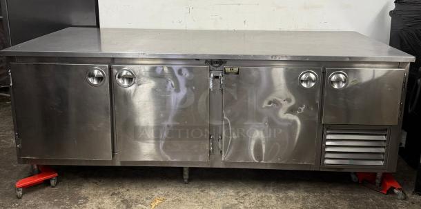 WOW AMAZING !! UNIVERSAL COOLERS WORKTOP REFRIGERATOR ONE SIDE FREEZER OTHER SIDE - Image 7 of 7