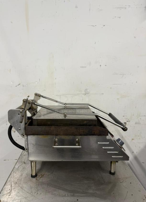 STAR Panini Grill. - Image 4 of 5