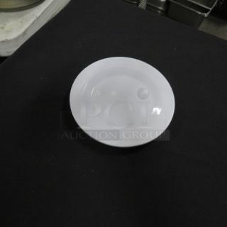 One lot of 50 GET 6.5-inch melamine plates, model PT-6-MN, new condition, durable and lightweight design.