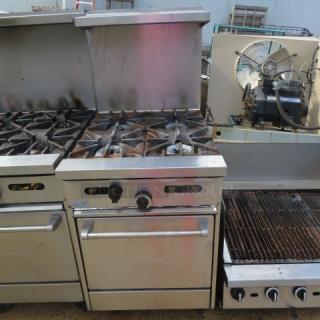 Sunfire 4 Burner Natural Gas Range, Model X24-4L, with stainless steel overshelf on casters, includes 1 rack, 23.5"x33.5"x56".