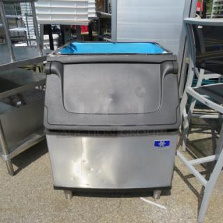 One Manitowic Ice Bin. 30X34X38 - Item #1194805