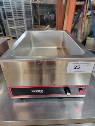 Keep Your Culinary Creations Perfectly Warm with the WINCO FW-S500 Electric Food Warmer!
Are you a caterer, restaurant owner, or just love hosting large gatherings? Don't let your delicious dishes get cold! Tested and working!