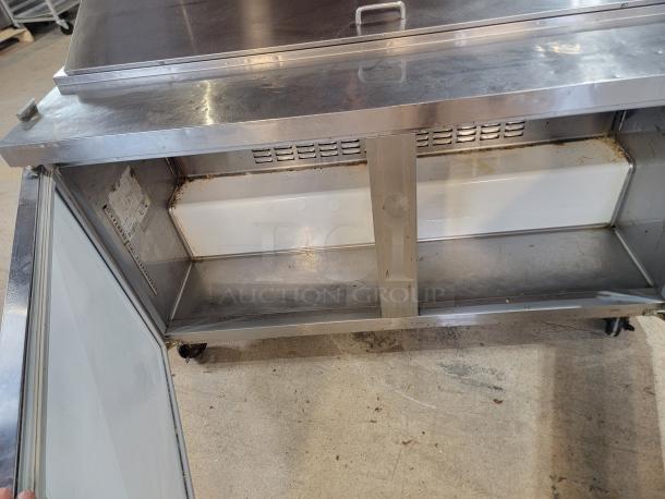 Avantco 178APT60HC Refrigerated Prep Table - Tested & Working! This unit is perfect for pizzerias, sandwich shops, or any establishment needing convenient cold storage and ample prep space. - Image 3 of 4