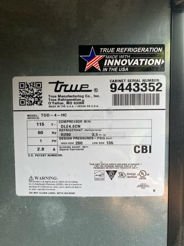 True TDD-4-HC commercial draft beer dispenser label showing model, serial number 9443352, and refrigerant details.