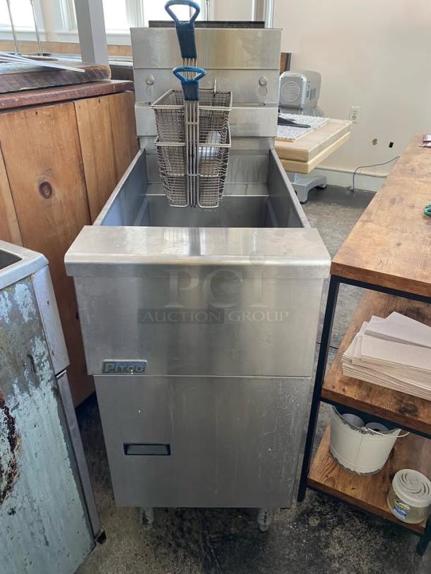 🔥Fry Like a Pro!🔥Pitco Frialator SG14 Commercial Gas Deep Fryer - LP Gas!  Boost your kitchen's output with this high-performance Pitco Frialator SG14 deep fryer! Renowned for durability and efficiency, Pitco fryers are a top choice for busy commercial kitchens. This unit is perfectly suited for restaurants, food trucks, catering services, or any operation demanding reliable high-volume frying. - Image 1 of 3
