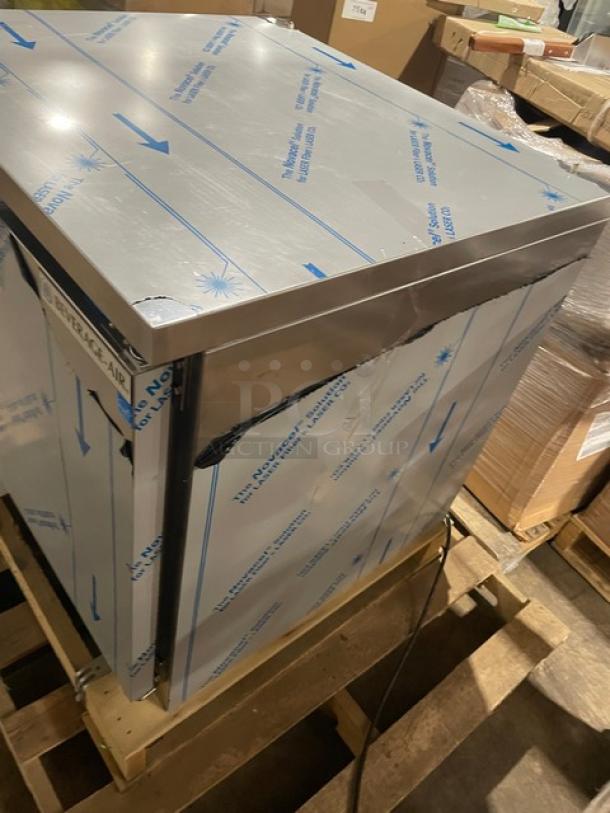 BRAND NEW! Beverage-Air Commercial Stainless Steel Solid Single Door Flat Top Worktop Freezer! Energy Star Certified! With Poly Coated Wire Racks! Model: WTF32AHC SN: 14700536! 115V 1 Phase! - Image 9 of 12