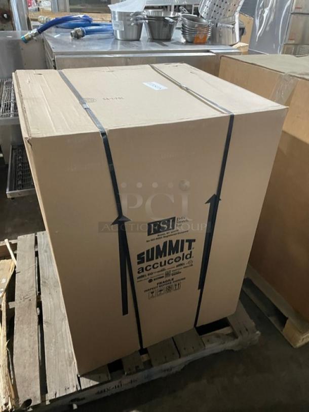 BRAND NEW! Summit! 2024! Late Model! Accucold Series Commercial Stainless Steel 2 Drawer 24" Wide All-Refrigerator! Model: SP6DBS2D7ADA SN: 2024041067! - Image 3 of 6