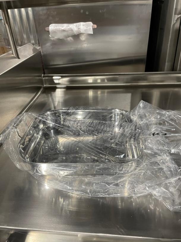 BRAND NEW! TableCraft Commercial Stainless Steel Rectangular 6 Qt. Roasting Pan! With Handles! Model: CW2032! 4X Your Bid! - Image 4 of 10