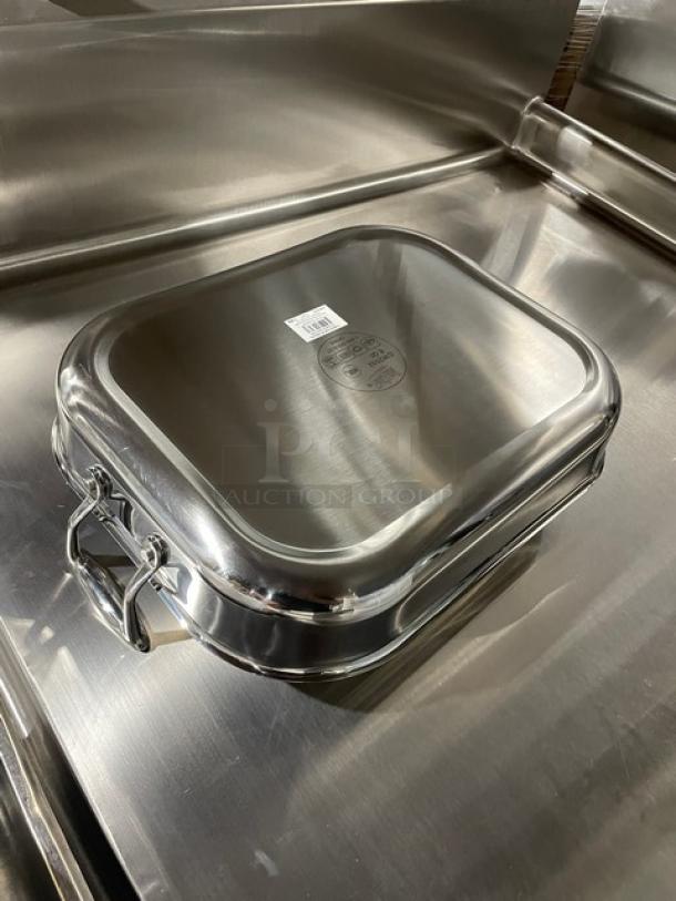 BRAND NEW! TableCraft Commercial Stainless Steel Rectangular 6 Qt. Roasting Pan! With Handles! Model: CW2032! 4X Your Bid! - Image 9 of 10