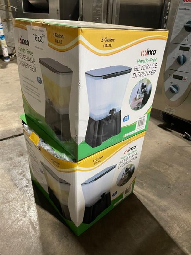 BRAND NEW! Winco Commercial Black 3 Gal. Countertop Hands-Free Square Beverage Dispenser! With Stain-Resistant Server! Model: PBD-3SK! 2X Your Bid! - Image 3 of 6
