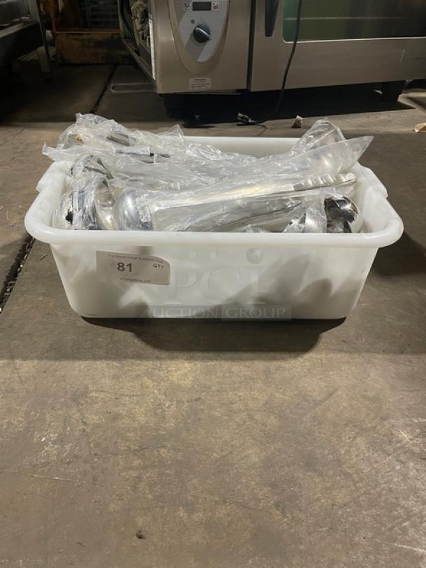 BRAND NEW! Vollrath Windway Series Commercial Stainless Steel 6 Oz. Oval Ladle! With Finger Grip Style Handle! Model: 46653! 40X Your Bid! - Image 2 of 9