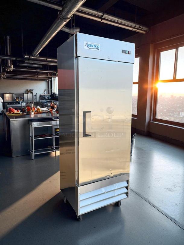 Nice & Clean - Avantco A-19F-HC 29" Solid Door Reach-In Freezer 115v. - Tested & Working - Image 2 of 7