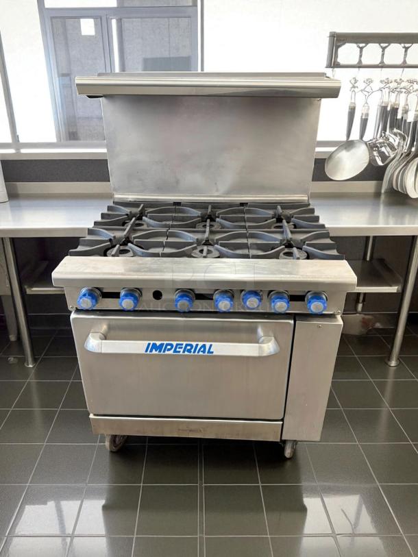 Very Nice - Imperial IR-6 Restaurant Series Range, 6 Burners, 1 Oven, Natural Gas, 36" - Tested & Working - Image 3 of 6