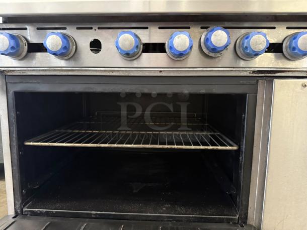 Very Nice - Imperial IR-6 Restaurant Series Range, 6 Burners, 1 Oven, Natural Gas, 36" - Tested & Working - Image 6 of 6