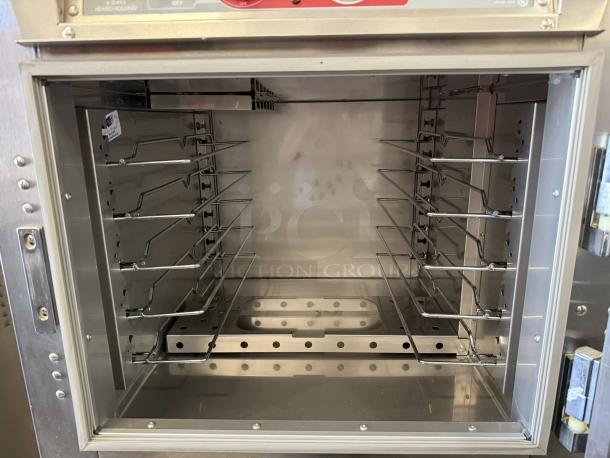 Very, Very Nice - Metro C563L-SFC-L C5 6 Series Under Counter Reach-In Heated Holding Cabinet - Clear Doors 120V 1PH - Tested & Working - Image 6 of 7