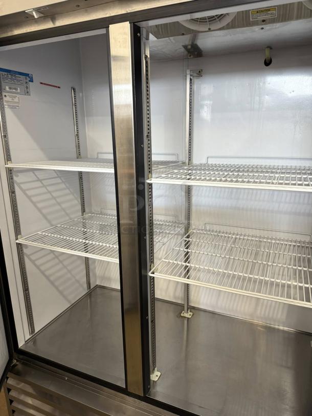 Good Condition! - Beverage Air - KR74-1AS - Solid Door Reach In Refrigerator 115v. 1ph. - Tested & Working - Image 5 of 7