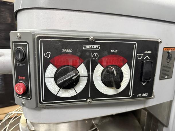 WOW - Hobart HL662-1 Legacy 60-Quart 2-Speed 2.7 HP Commercial Pizza Dough Mixer Without Attachments, 200-240 Volts, 3-phase/1-phase - Tested & Working - Image 5 of 6