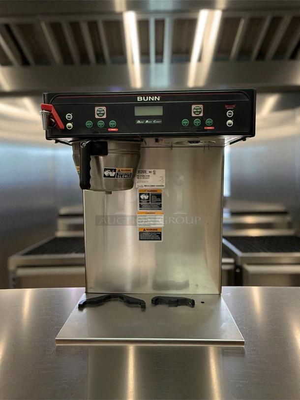 Nice Condition - Bunn 51200.0102 ICB Infusion Series Stainless Steel Twin Automatic Coffee Brewer - 120/208V - Tested & Working - Image 3 of 5