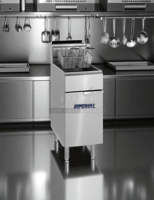 Amazing Condition - Imperial Range IFS-40NG Natural Gas 40 lb. Tube Fired Fryer - 105,000 BTU - Tested & Working - Image 1 of 7