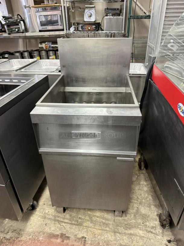 Good Condition - Vulcan LG400 45-50 lb. Freestanding Gas Fryer - Tested & Working - Image 3 of 6
