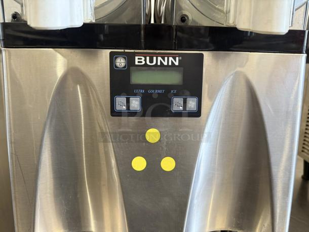 Great Condition - BUNN 34000.0080 ULTRA-2 High Performance Frozen Beverage System with 2 Hoppers, Silver 115v. - Tested & Working - Image 6 of 6