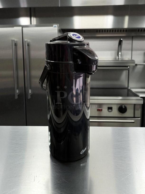 Good Condition - Curtis ThermoPro 2.2 Liter Glass Lined Black Airpot with Lever TLXA2203G000  - Tested & Working - Image 3 of 4