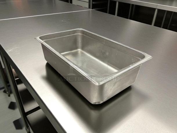 Great Condition - Full Size 6" Deep Anti-Jam Stainless Steel Steam Table / Hotel Pan - Image 4 of 5