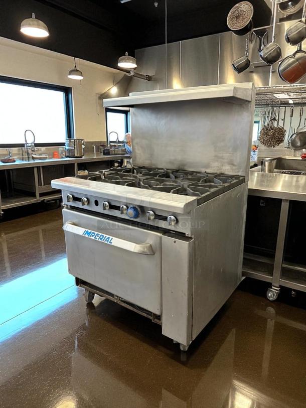 Popular Brand! - Imperial IR-6 Restaurant Series Range, 6 Burners, 1 Oven, Natural Gas, 36" - Tested & Working - Image 4 of 6