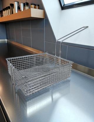 Great Condtition - 40-50lb Capacity Fryer Baskets