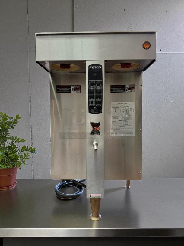 Great Condition - Fetco CBS-1152-V+ Twin Station Coffee Brewer 2x5.0 kW/3x5.0 kW E115252 - Tested & Working - Image 2 of 4