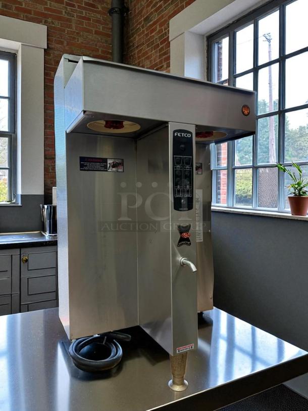Great Condition - Fetco CBS-1152-V+ Twin Station Coffee Brewer 2x5.0 kW/3x5.0 kW E115252 - Tested & Working - Image 3 of 4