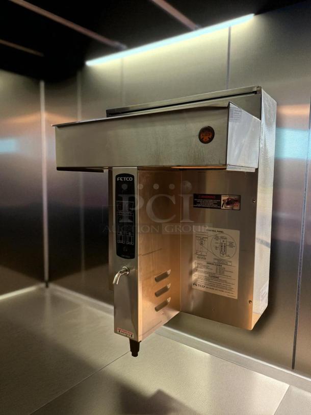 Great Condition - Fetco CBS-1132-V+ Twin Station Coffee Brewer 2x3.0 kW/200-240V E113251 - Tested & Working - Image 4 of 5