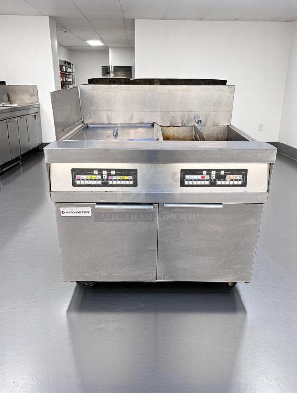 Outstanding Working Condition – Frymaster SCFHD260GNC – Double Tank Gas Fryer – 120V – Fully Tested & Working! - Image 3 of 10