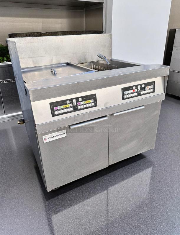 Outstanding Working Condition – Frymaster SCFHD260GNC – Double Tank Gas Fryer – 120V – Fully Tested & Working! - Image 4 of 10
