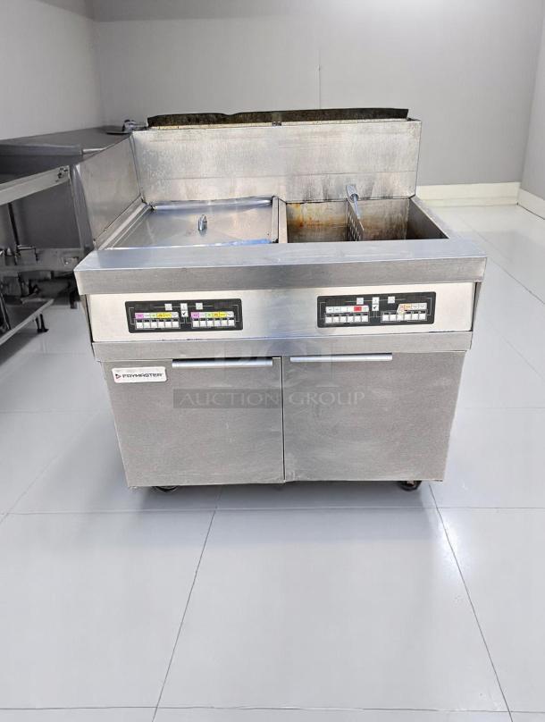 Outstanding Working Condition – Frymaster SCFHD260GNC – Double Tank Gas Fryer – 120V – Fully Tested & Working! - Image 7 of 10