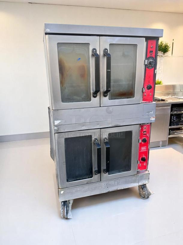 Great Condition – Vulcan VC4ED Double-Stack Convection Oven – 208-240V – Fully Tested & Working! - Image 5 of 7