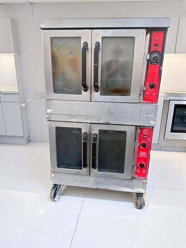 Great Condition – Vulcan VC4ED Double-Stack Convection Oven – 208-240V – Fully Tested & Working! - Image 7 of 7