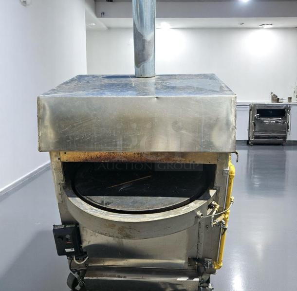 Excellent Condition GAS ROTATING TANDOOR OVEN – Heavy-Duty – Stainless Steel – Tested & Working! - Image 5 of 6