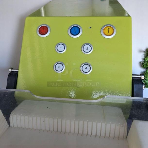 Awesome Condition – Goodnature CT7 Countertop Cold Press Juicer – 115V – Fully Tested & Working! - Image 7 of 9