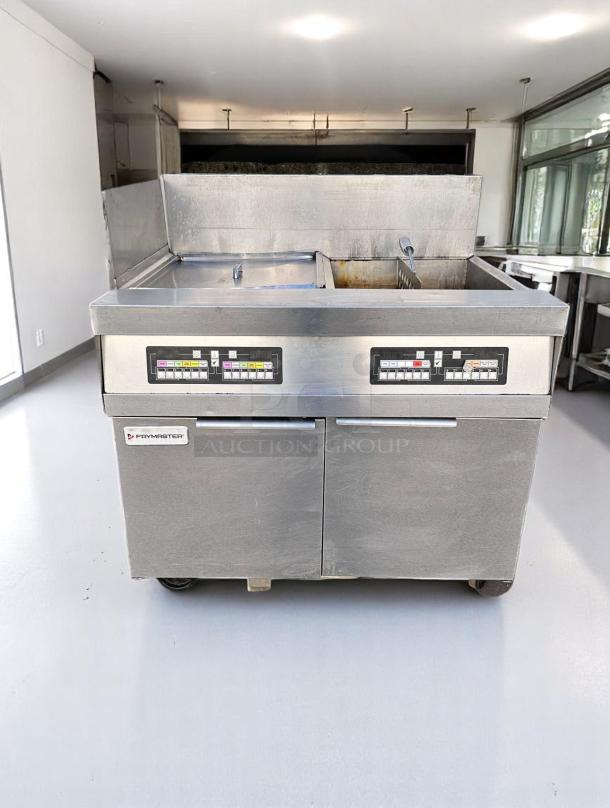 Excellent Condition – Frymaster FPGL230CA – Double Vat Gas Fryer – 120V – Fully Tested & Working! - Image 5 of 7