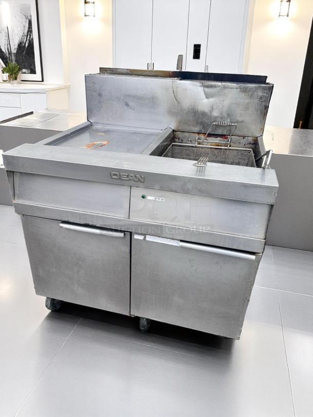 Awesome Condition – Carter Hoffmann CW4 – Nacho Chip Warmer – 120V – Fully Tested & Working! - Image 2 of 5