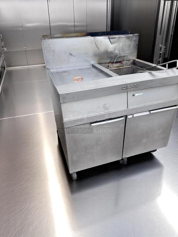 Awesome Condition – Carter Hoffmann CW4 – Nacho Chip Warmer – 120V – Fully Tested & Working! - Image 3 of 5