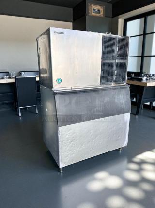 Excellent Condition – Hoshizaki Ice Maker – Stackable Crescent Cube Ice Machine – 208-230V – Fully Tested & Working! - Item #1193274