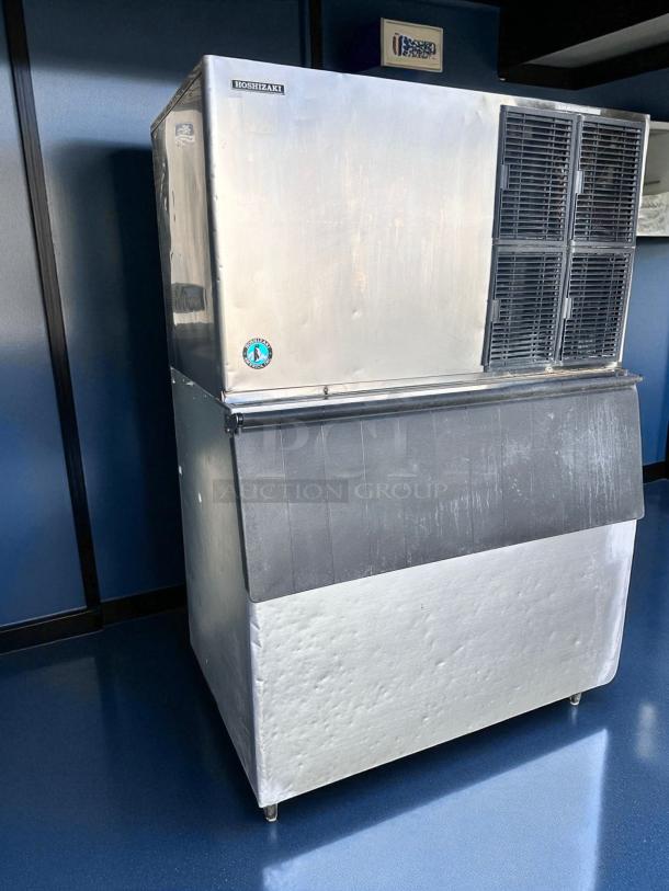 Excellent Condition – Hoshizaki Ice Maker – Stackable Crescent Cube Ice Machine – 208-230V – Fully Tested & Working! - Image 5 of 7